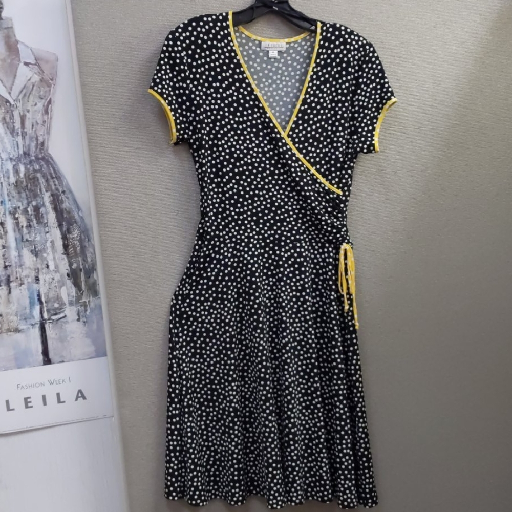 En Focus Dress